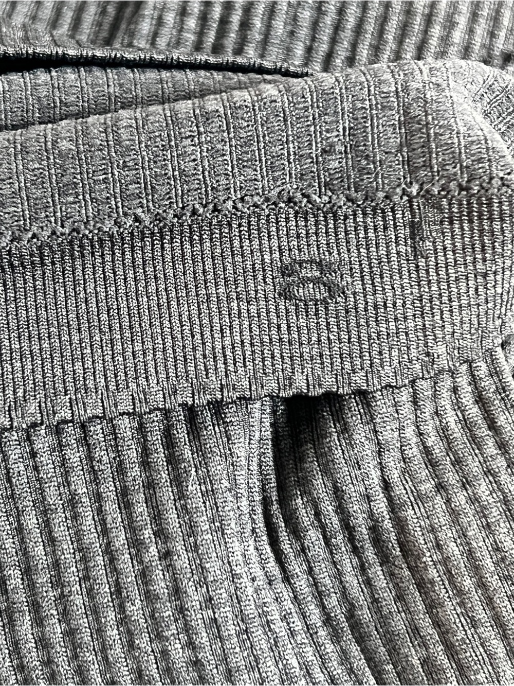 Lululemon Athletica Ebb To Street Tank Light Support Charcoal Gray Women Size 8 - Picture 7 of 8